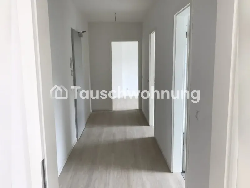 Tauschwohnung: Helle 3 Zimmer im Neubau 5.OG mit tollem Balkon und viel grün — photo 1